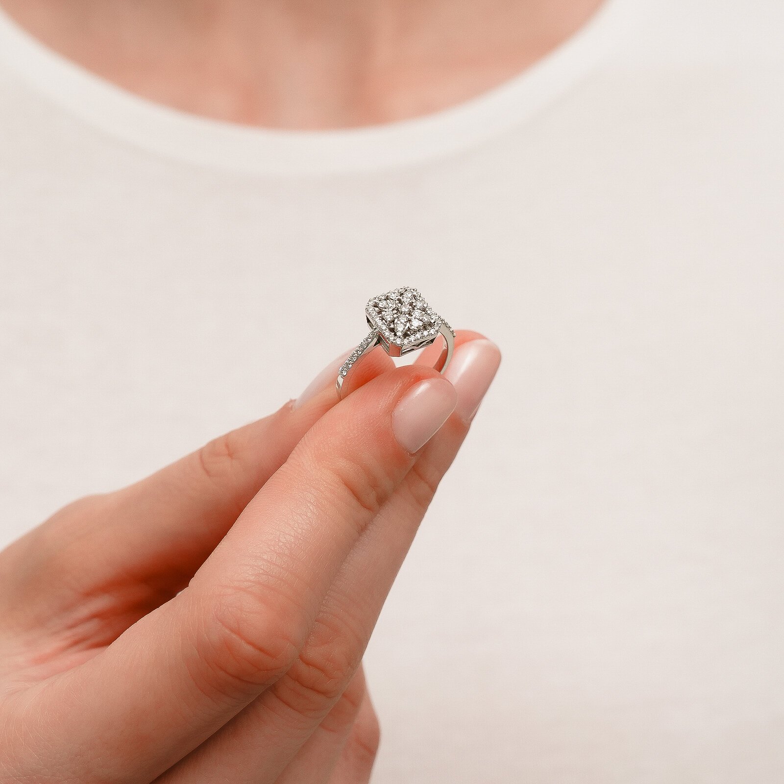 0,49 Karat Laboratuvar Pırlanta Kare Gül Yüzük